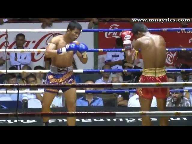 Muay Thai - Singdam vs Nong - O - Rajadamnern Stadium, 8th May 2014