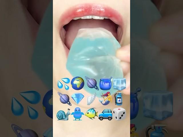 ASMR BLUE EMOJI FOOD 파란 이모지 먹방 (sped up)