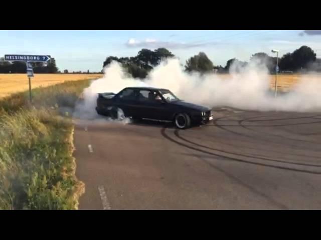 Bmw e30 turbo burnout