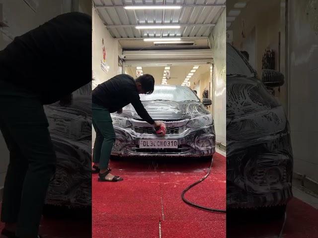 Premium car wash services in Delhi | Car cleaning | Car detailing services | Call now 9911155794