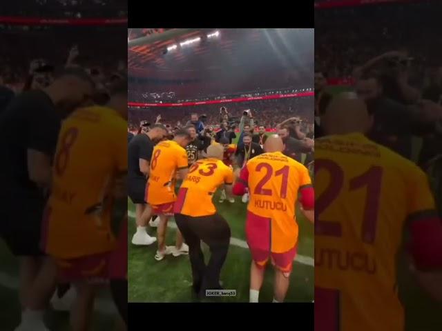 Gelişe bak ️ #galatasaray #gs #barışalperyılmaz #barışalper #barisalperyilmaz #ultraslan #cimbom
