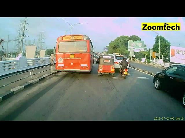 Vehicle Dash Camera (Zoomtech.lk)