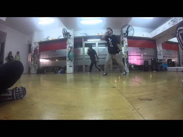Jazmin Torres (Jazz) Y Sebastian Vallejos (Gravit) - Should Haved Kissed You by DEEMAH