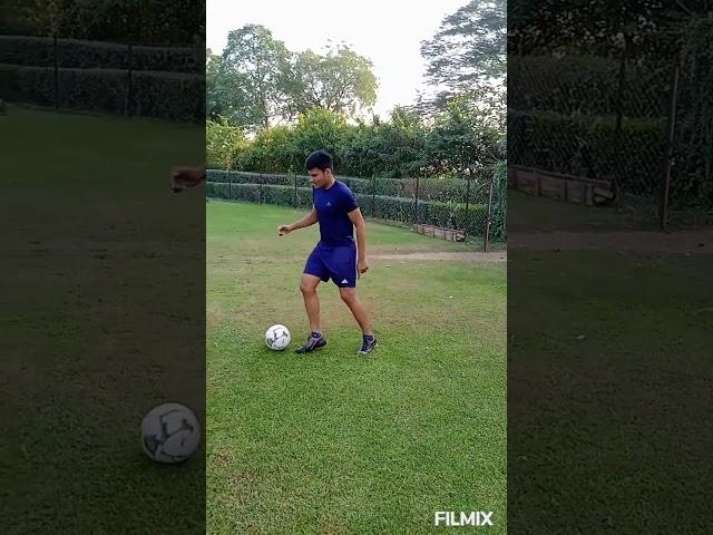 crazy footwork skill @MathFootball @mancity #neymar #messi #ronaldinho