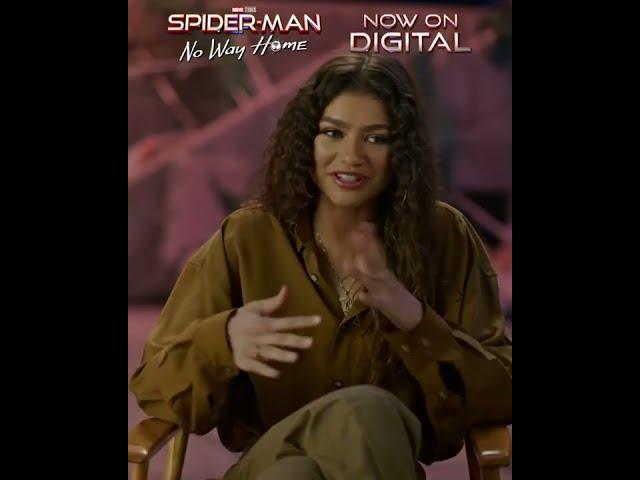 MJ talking about SPIDERMAN - Cute !!!