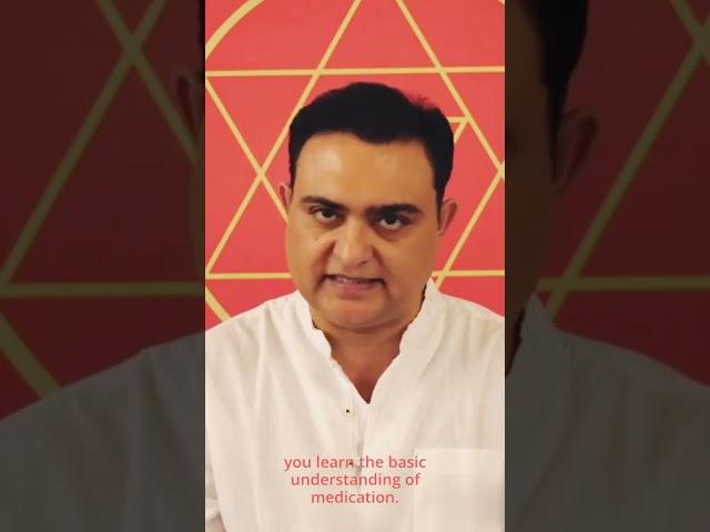Master Dev Om: Understanding and Living a Meditative Life