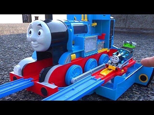 Big Thomas Coal toys & Thomas Plarail Let's Go to Lake Biwa! Chuggington Train toys