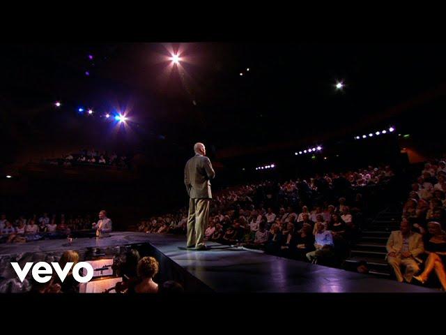 Celtic Thunder - The Old Man (Live From Ireland / 2007)