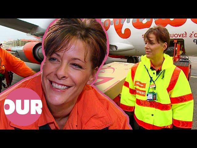 Jane Swaps The Check-In Desk For The Cold Runway | Airline S5 E2 | Our Stories