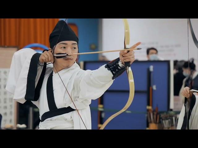 Traditional Chinese Archery Etiquette of Ming Dynasty style