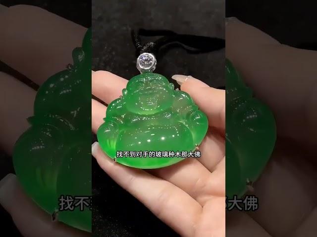 都是价值几百万的顶尖翡翠客户二选一纠结不知道选哪件好