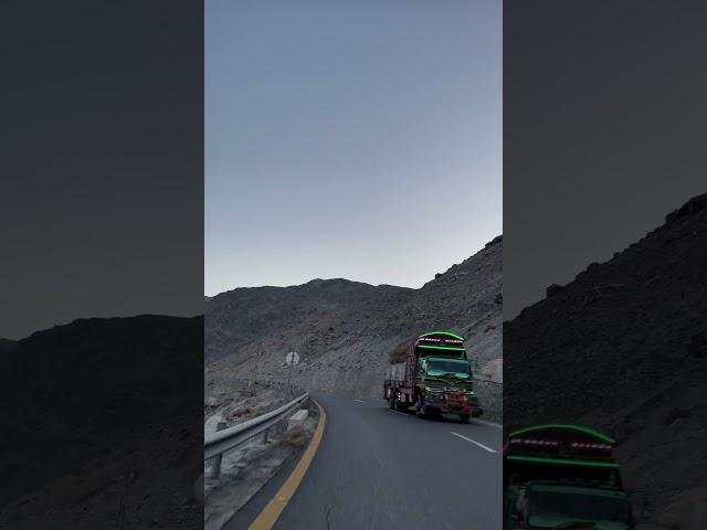 Karakuram Highway of Gilgitbaltistan️️ #travel #zeeshan #youtubeshorts #mountains #roadtrip