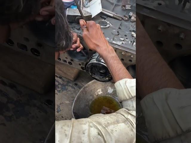 Truck engine piston ring repair #shortvideo #automobile #viralvideo #mechanify #carpart