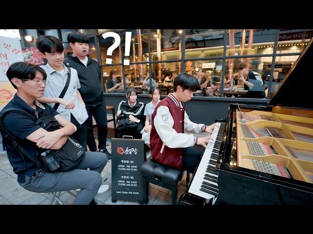 A Boy Pretends To Be A Beginner And Suddenly Speeds Up Canon In Amazing Way With Street Piano