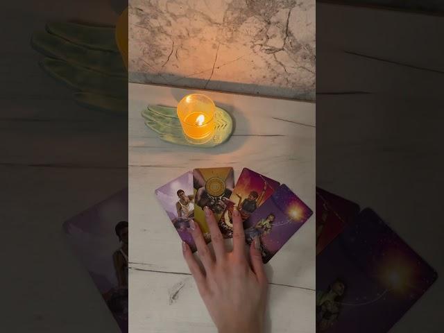 Задайте вопрос, и в этом видео будет ответ на него ️ #мужскоетаро #таро #раскладыдлямужчин