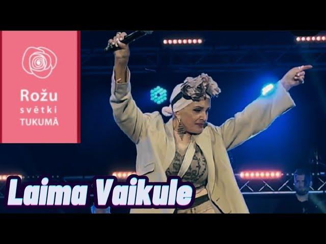 Laima Vaikule/Rožu svētki, Tukumā