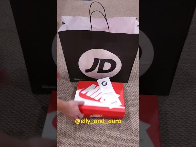 nice one JD sports #jdsports #shoes #nike #canada #jdsportscanada #youtubeshorts #facelessyoutube