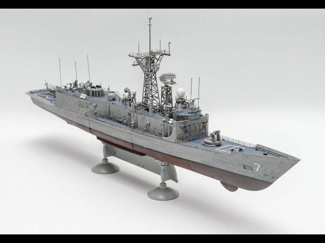 USS Oliver Hazard Perry FFG-7 (Academy, 1/350, 14102)