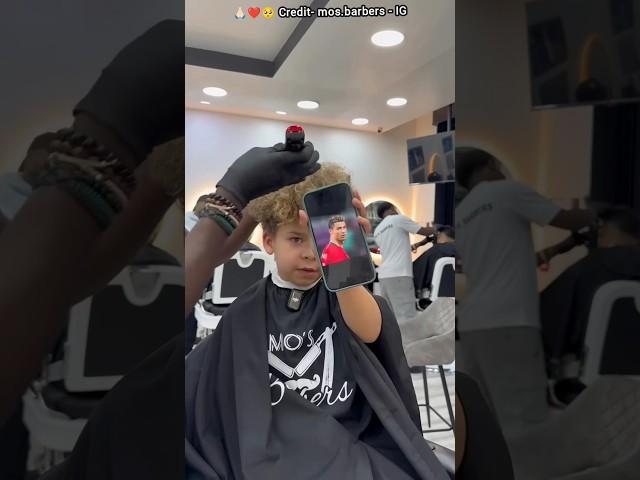 Boy Surprises Barber With $20 After Ronaldo Haircut ‍️️ #ronaldo #ronaldohairstyle #trending