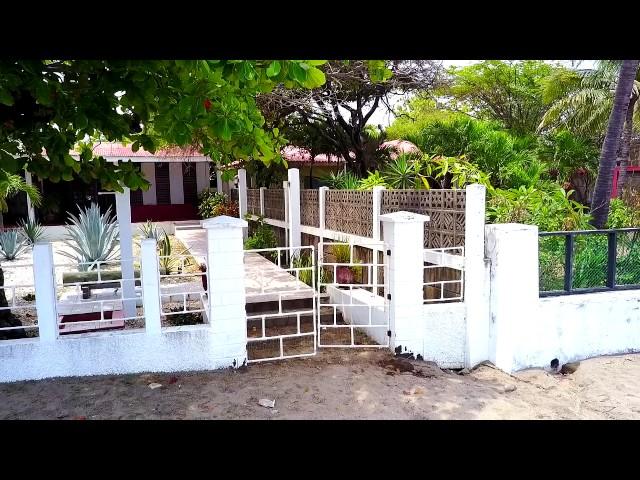 1013. casa linda - Carazo - Nicaragua
