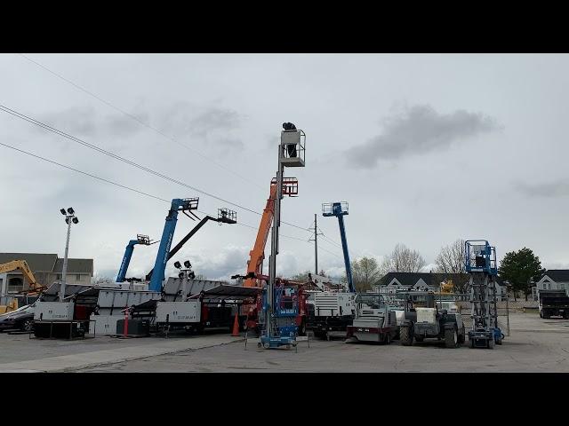 Personnel Man Lift Genie AWP-30S Aerial Manlift 30' Platform Electric 350 LB Capacity FOR SALE $3500