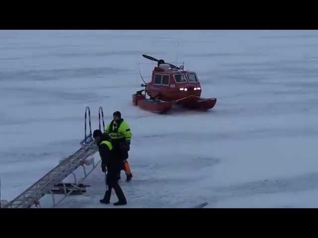 Eisfahrt in der Bay of Bothnia