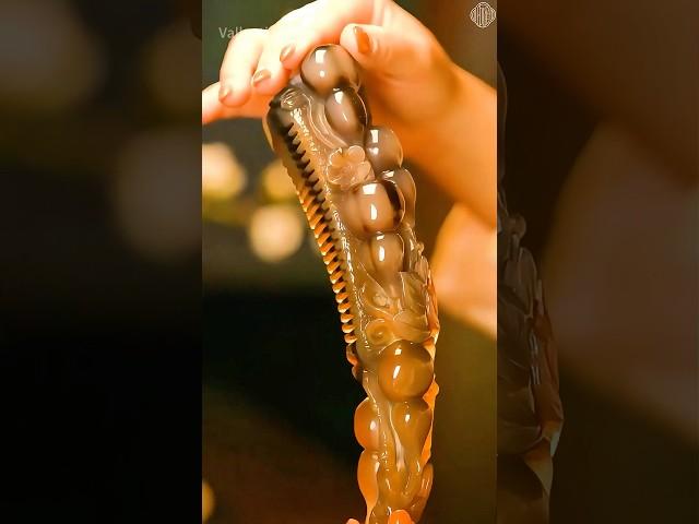 How do the Chinese turn ox horns into exquisite combs?#cow #shorts #cow horns