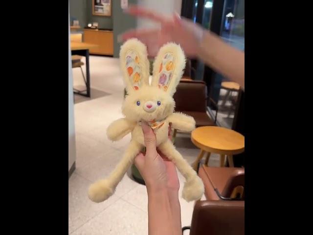 My good friend gave me a carrot rabbit, thank you#Gift#Kuaai is exploding#surprise#shorts#cute.