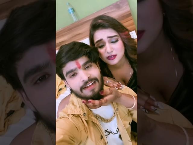 Short video singer Ashish Yadav ka new song #bhojpuri#vyrloriginals️ #melodiousvoice #specialsongs