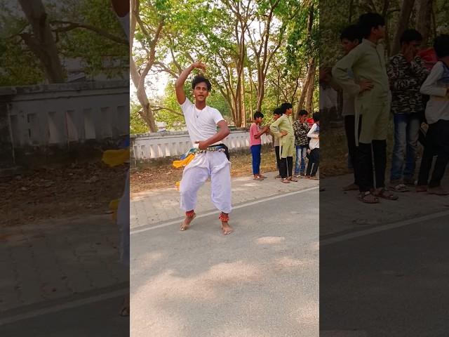 status   Abhishek Raj GKP  viral song video ️ #khesariyakibetisapanwameaatihai