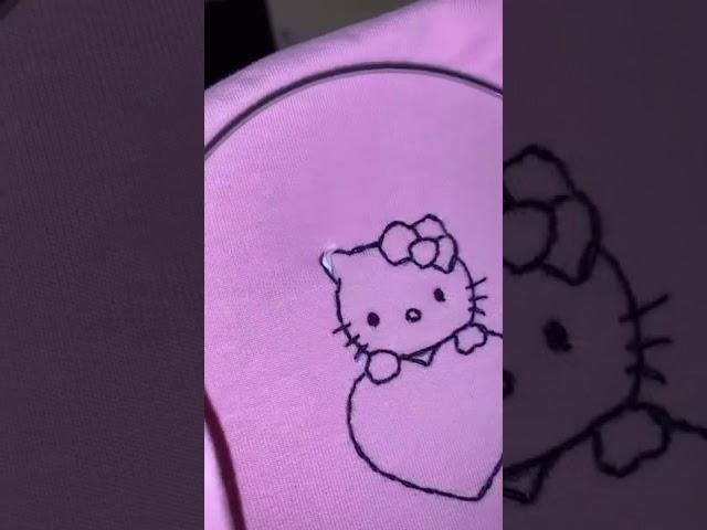 Нашивка на футболку *hello kitty*