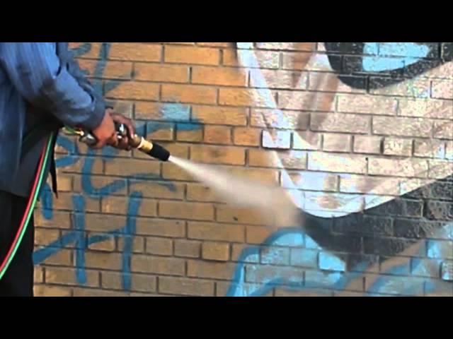 Soda Blasting VS Dustless Blasting for Graffiti Removal