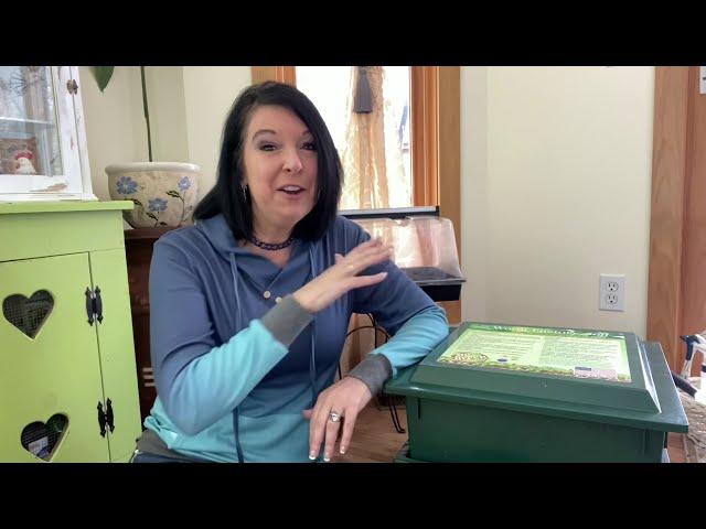 HOW TO USE UNCLE JIMS WORM COMPOSTING BIN - WORM FACTORY 360 REVIEW