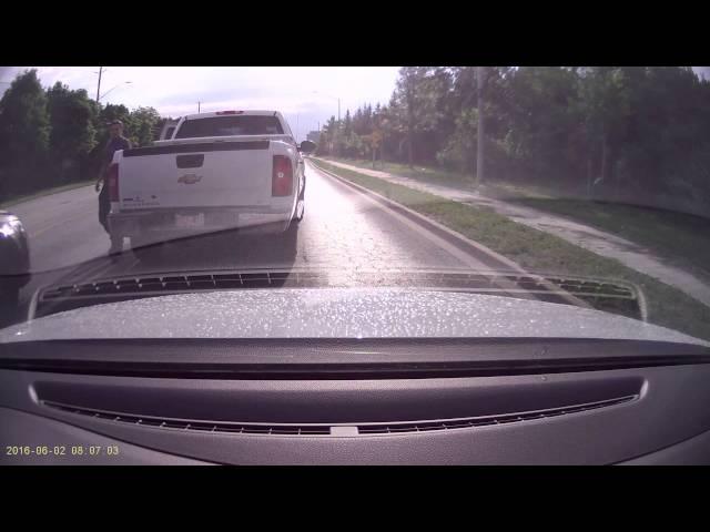 Crazy road rage incident in front of cops! - Richmond Hill, Ontario, Canada