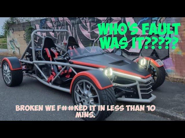 We broke this crazy kit car