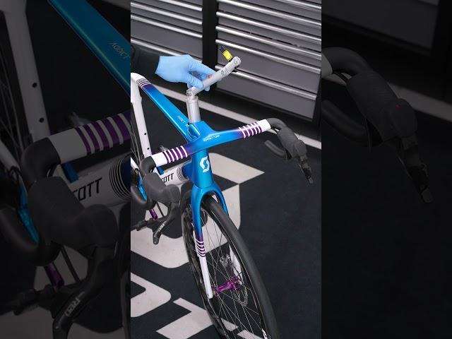 @Dangerholm building his sub 5.9kg Addict RC!