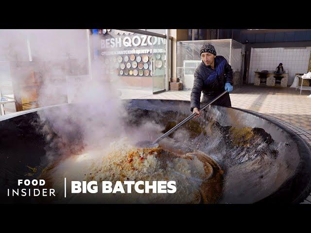 How 350 Kilogram Batches Of Plov Rice Pilaf Are Cooked Daily In Uzbekistan | Big Batches