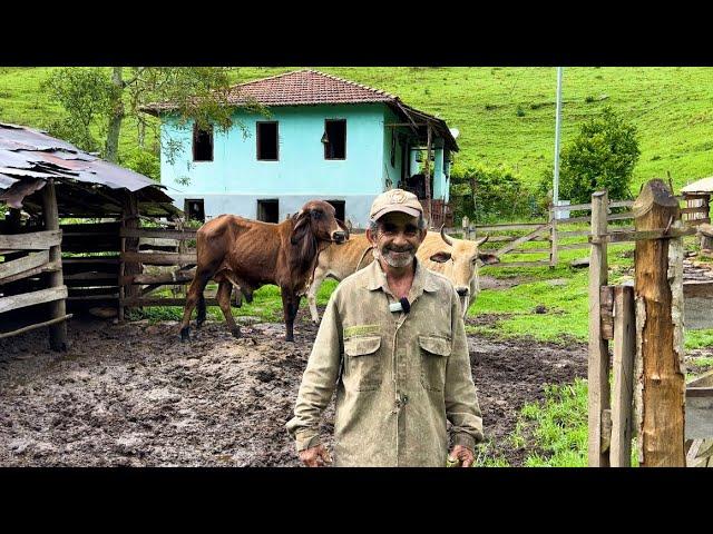 ELE VIVE SOZINHO E AOS 62 ANOS DISSE QUE NUNCA NAMOROU NA VIDA