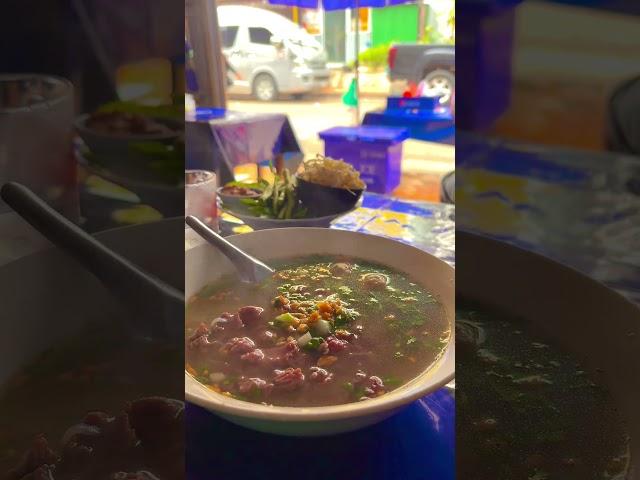 Early morning Garlic Pork Noodle Soup in Vientiane 