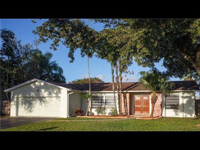 8743 SW 50th Place, Cooper City, Fl Presented by Marian Meyers.