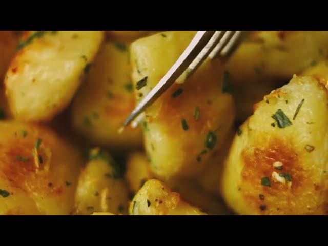 Crispy Roasted Garlic Parmesan Potatoes Good for Christmas Dinner Side Dish