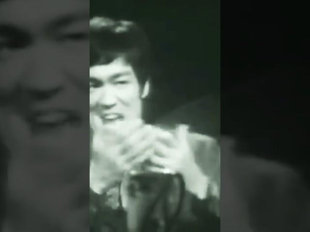 Bruce lee the last interview  expressing yourself honestly  #Bertamiráns f.c