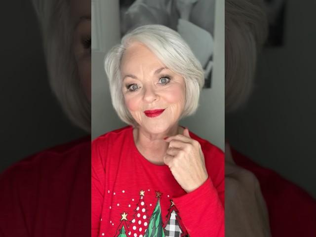 Holiday Makeup For Mature Women #christmas #womenover60 #makeupideas