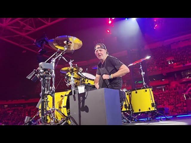 Lars Ulrich drumming Metallica - Sad But True (Amsterdam 4/27/2023)