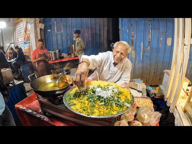 Trying $0.61 Rare Indore Chaat with most famous CHA CHA 