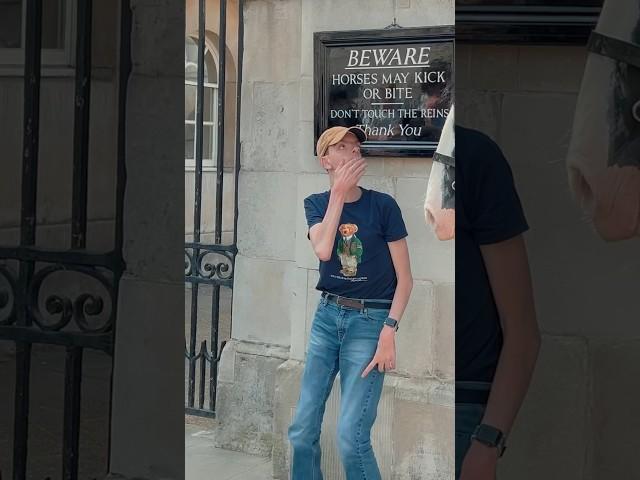 KING’S GUARD KIND RESPONSE TO BOY | Horse Guards, Royal guard, Kings Guard, Horse, London, 2024