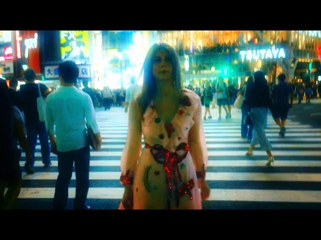 Lydia Ainsworth - Cake (Official Video)