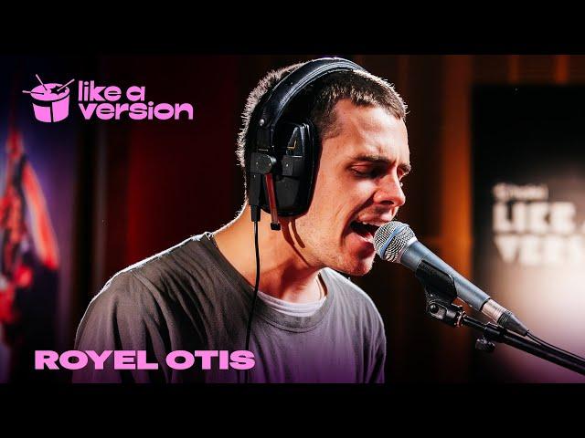 Royel Otis cover Sophie Ellis-Bextor's 'Murder on the Dancefloor' for Like A Version