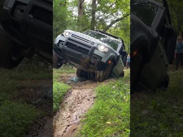 Land rover Defender 2021 Extreme level offroading