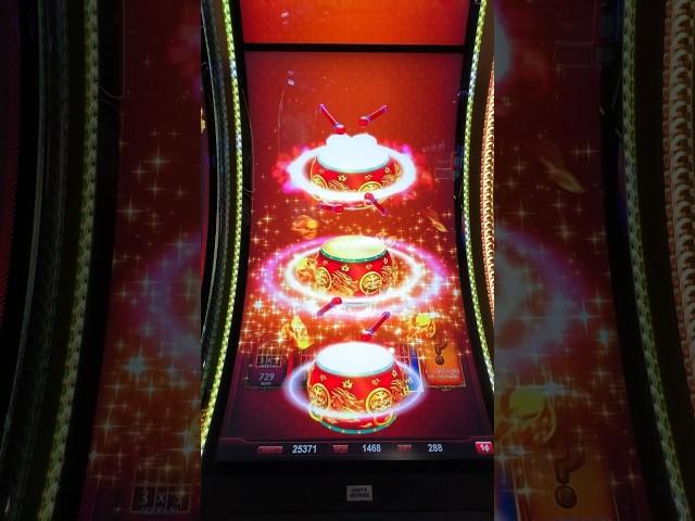 HUGE WIN on DANCING DRUM SLOTS! #slot #casino #slotbigwin #bigwin